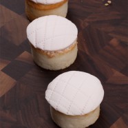Petite Champagne Cakes, Perfect for an Intimate Valentine’s Day Dessert