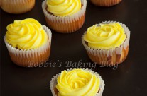 Rose-Vanilla Cupcakes