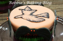 Bewitching Dulce de Leche, Brush Embroidered Cupcakes