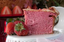 Sweet Strawberry Angel Food Cake