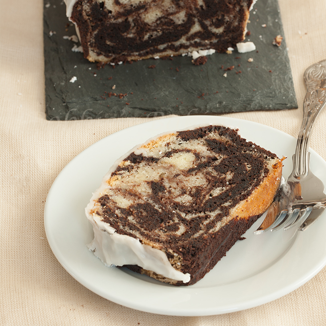 spicy chocolate-vanilla swirl pound cake 