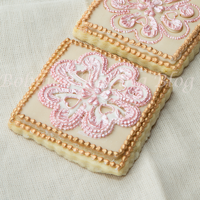 how to pipe royal icing broderie anglaise video-tutorial