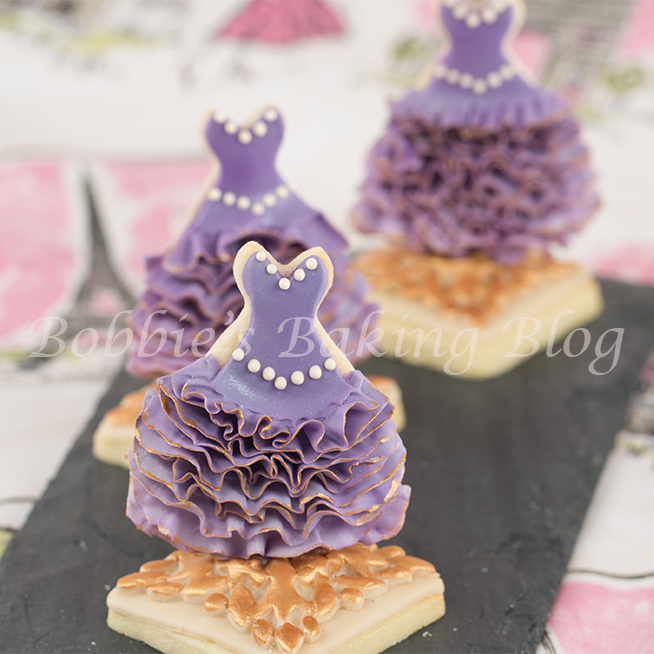  how to make fondant ombre ruflle oscar party cookies