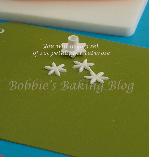 How to Create Sugar Paste Tuberoses Bobbies Baking Blog