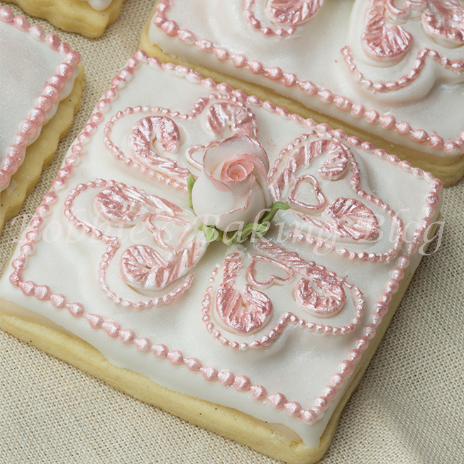 how to make a decorated tufted heart sugar cookie
