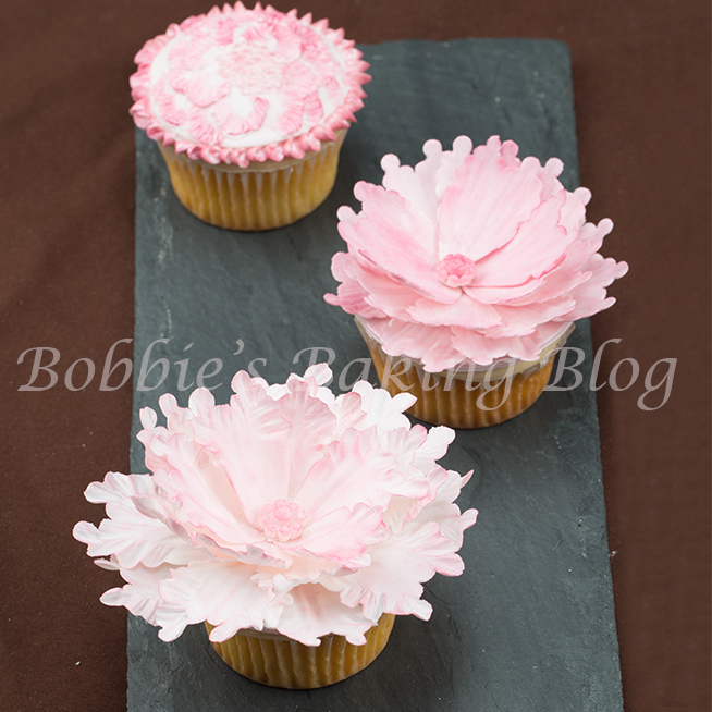 Create Sugar and Brush Embroidery Peony Cupcakes