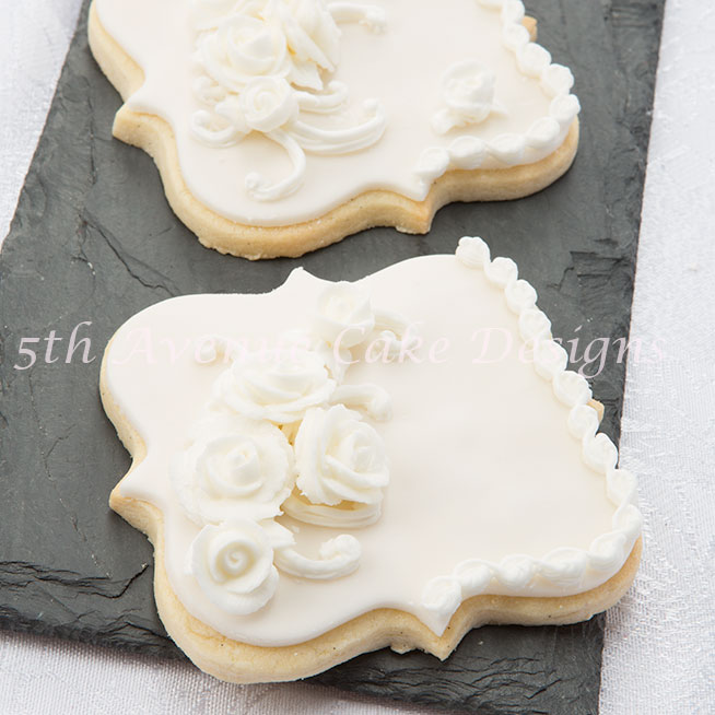 Elegant wedding cookie favors by Bobbie Noto